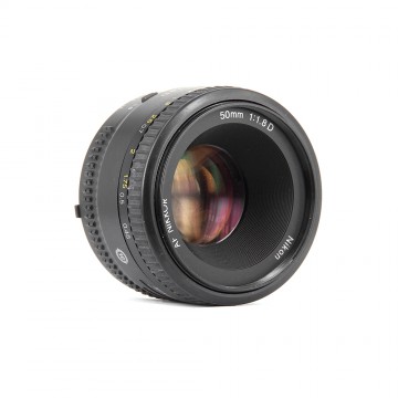 Nikkor AF 50mm/1.8 D (Nikon AF)